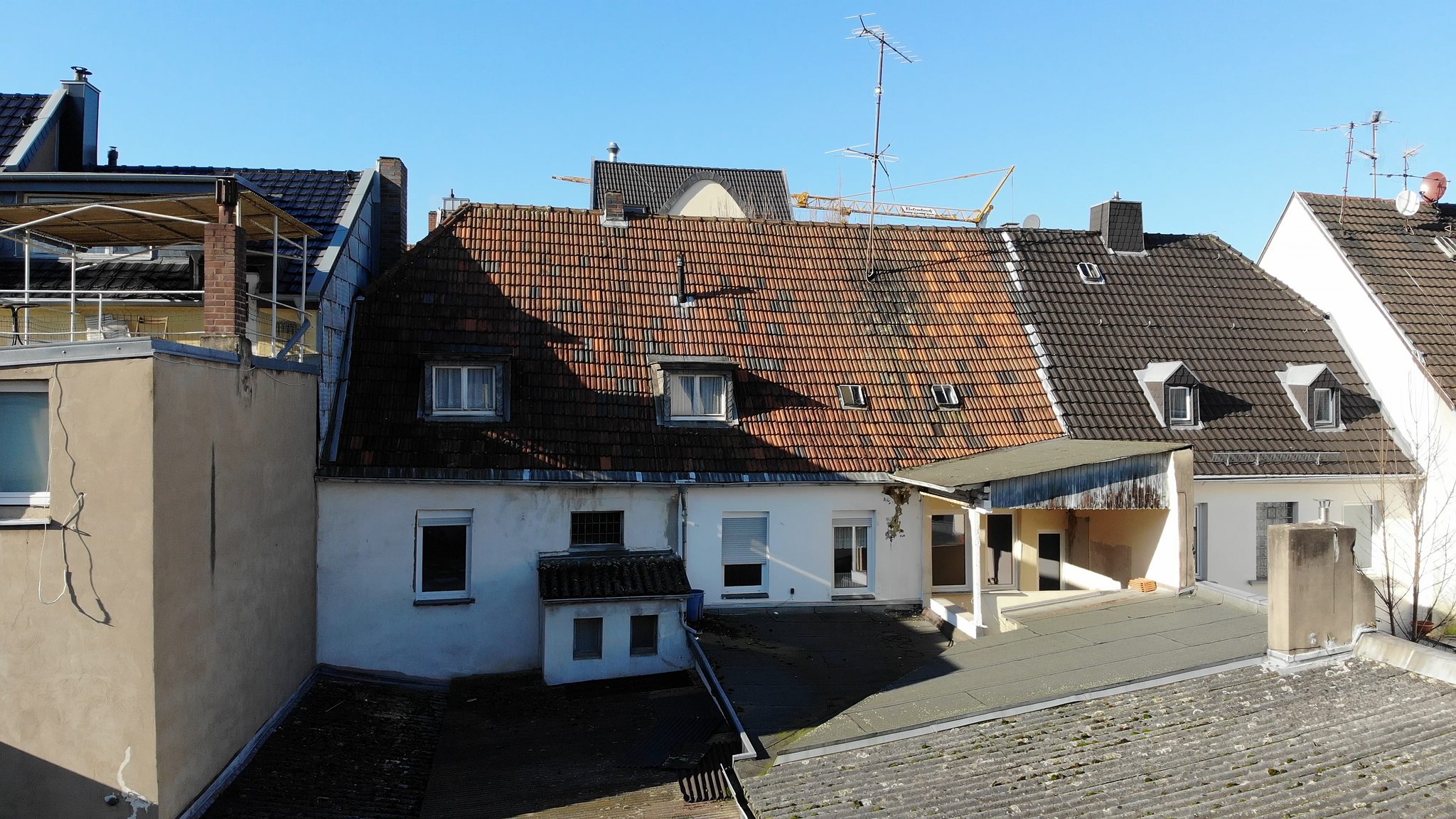 WEB DJI 0032.00 01 54 14.Standbild003